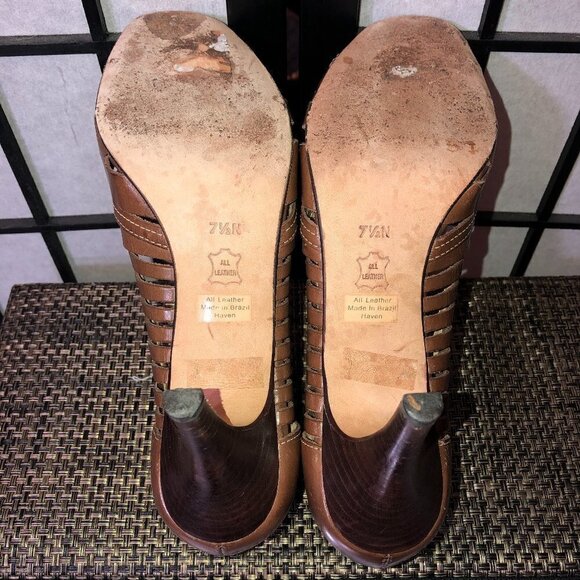 NORDSTROM BROWN ALL LEATHER HEELS SIZE 7.5N - Picture 3 of 4